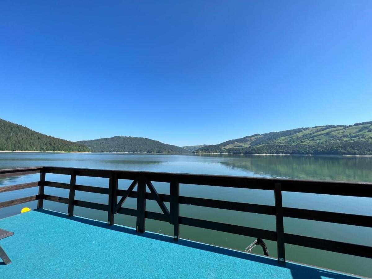 Holiday Bicaz Bungalows On The Lake Kültér fotó