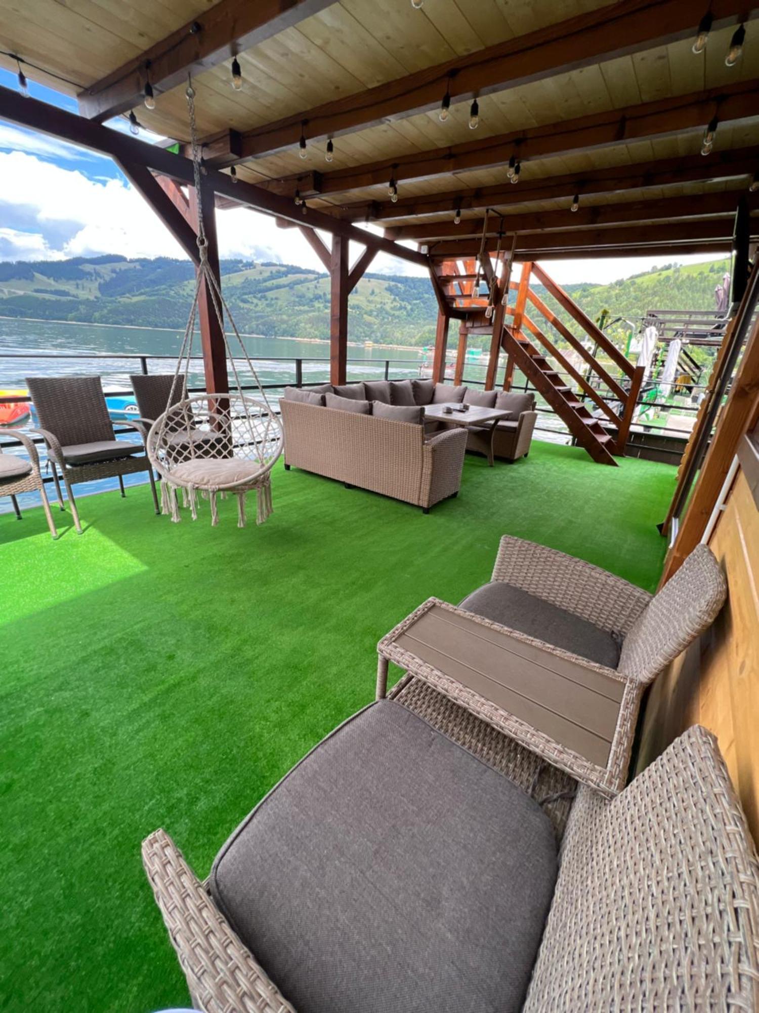 Holiday Bicaz Bungalows On The Lake Kültér fotó