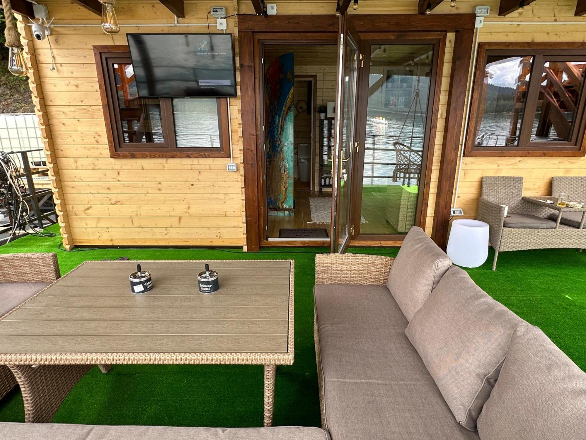 Holiday Bicaz Bungalows On The Lake Kültér fotó